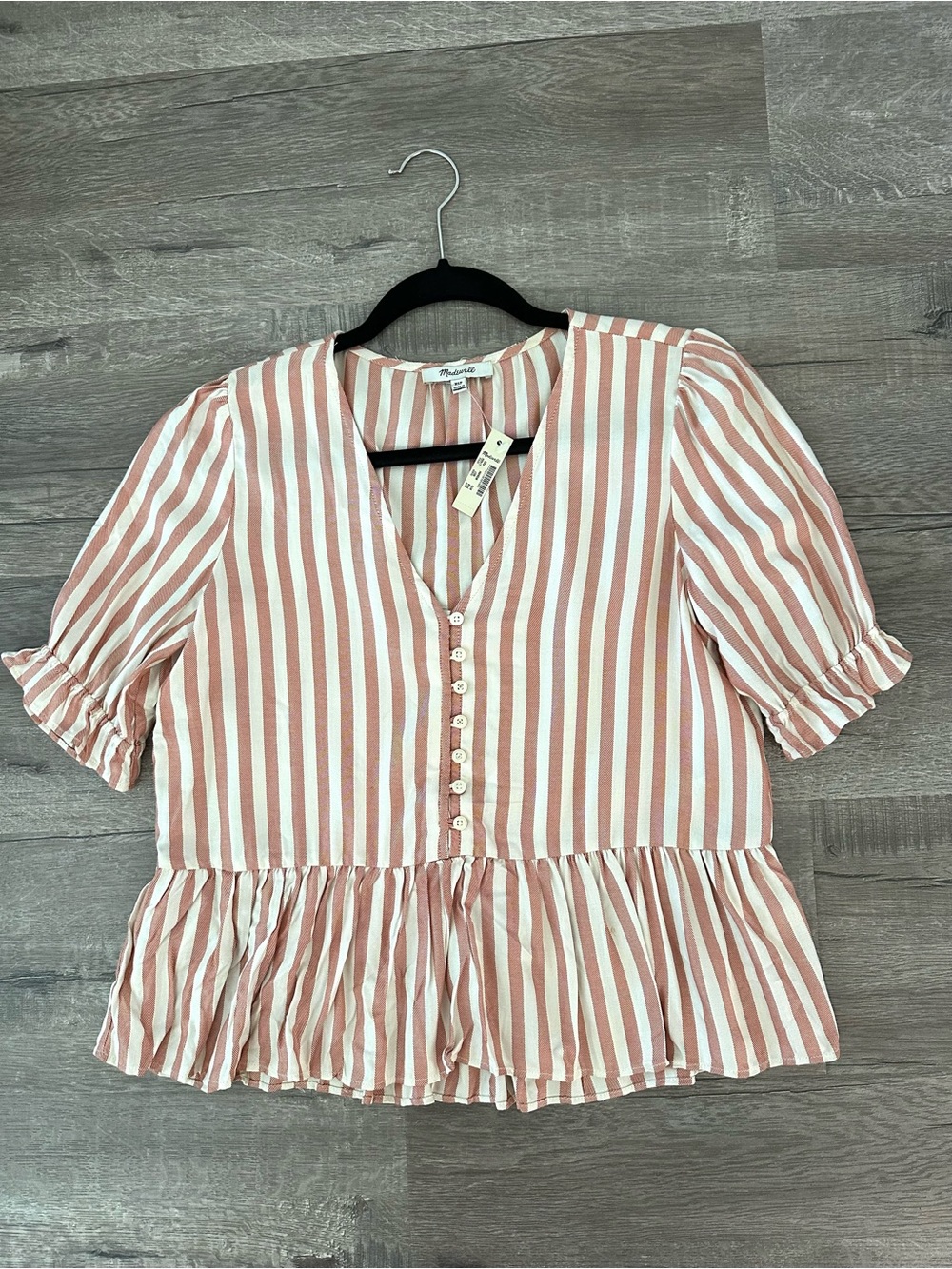 NWT Madewell Courtyard Ruffle-Hem Top in Stripe